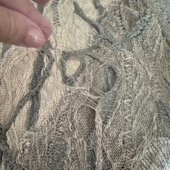 Coogi Classic Cardigan 5 Button Size XL V-Neckline 2 Pockets - Picture 8 of 12